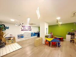Le Quest (D23), Retail #606366031